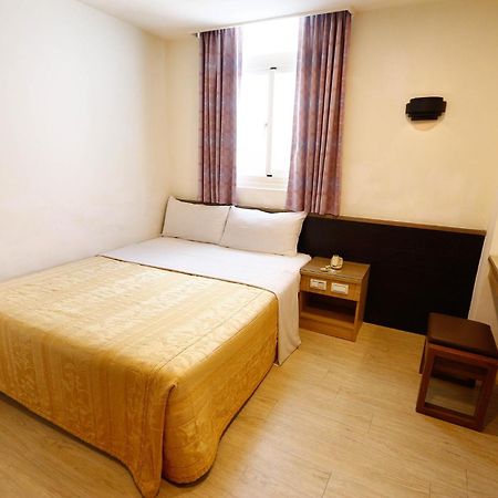 D.Y. Hotel Taichung Exterior photo