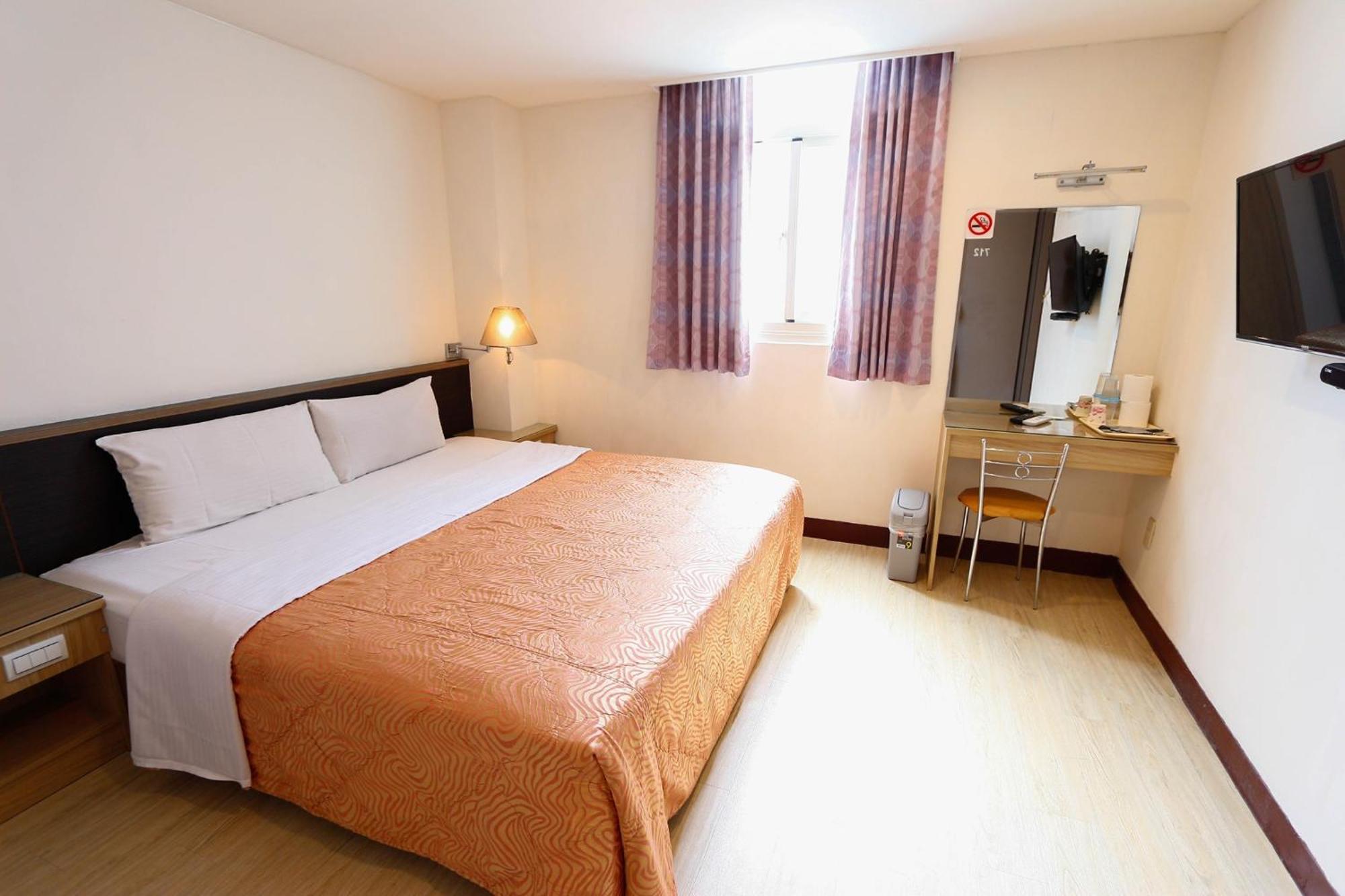 D.Y. Hotel Taichung Room photo